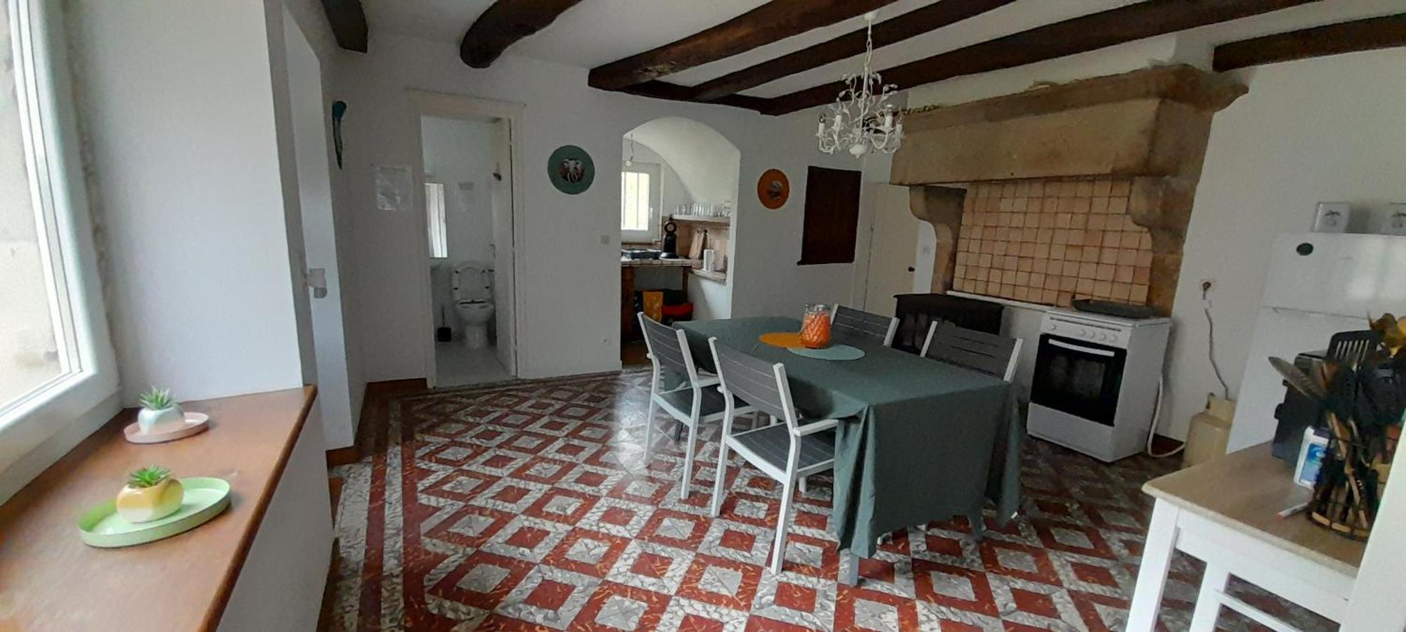 L'Univers, Vous Et Nous Pouilly-sur-Vingeanne ภายนอก รูปภาพ